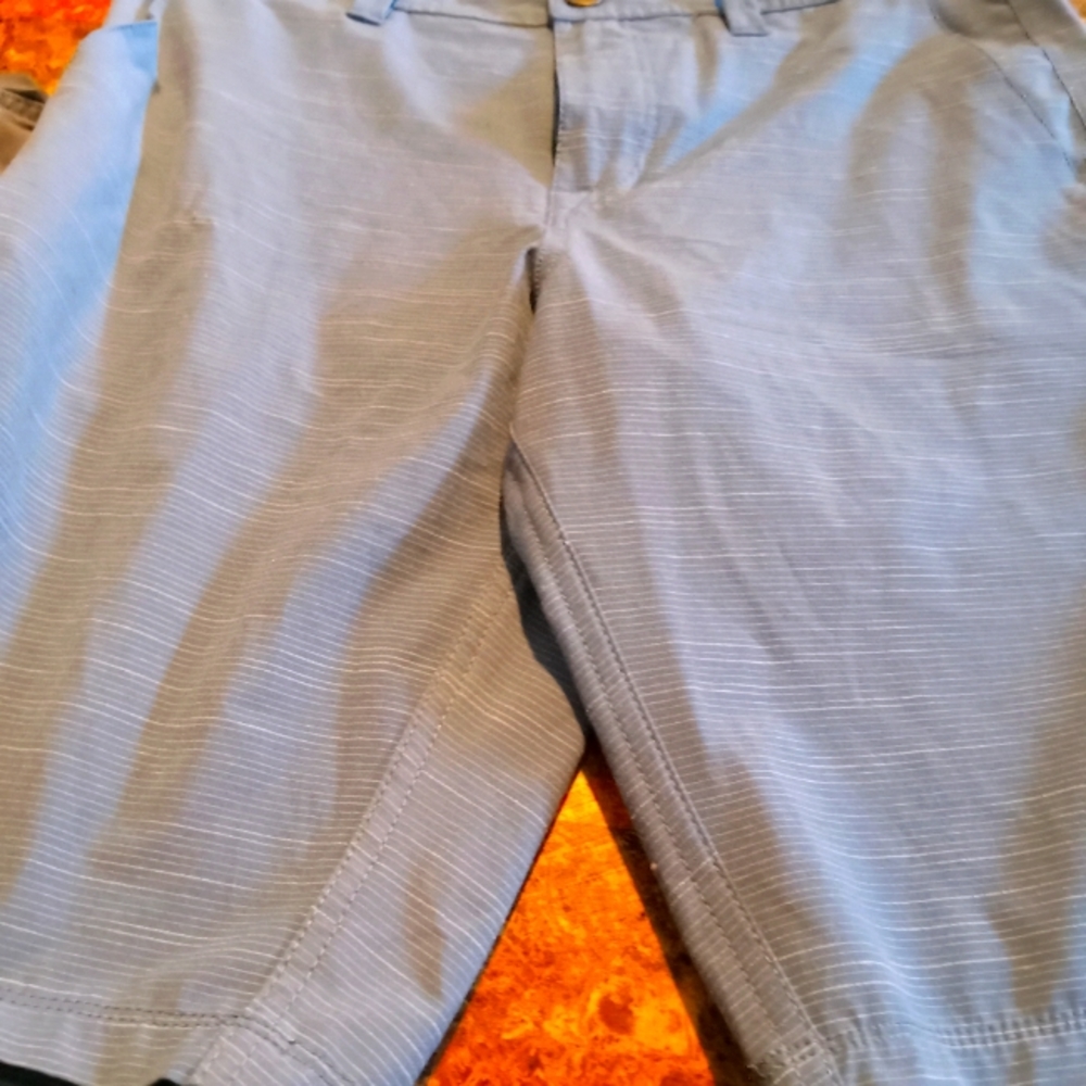 Men's volcom shorts waist size 30
